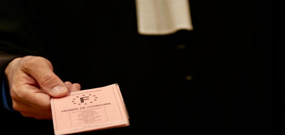 Comment un avocat peut aider à la récupération d&rsquo;un permis de conduire